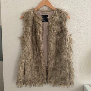 Bershka Faux Fur Vest